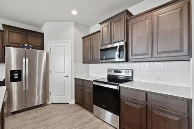 556 Smart Strike Trail, Granbury, TX 76049 - photo 6