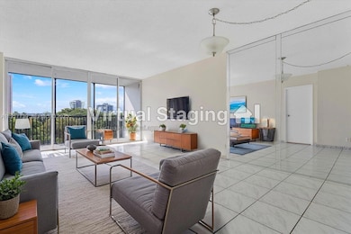 3101 N Country Club Dr unit 504, Miami, FL 33180 - photo 4