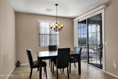 Red Oak 103 - 07Dining
