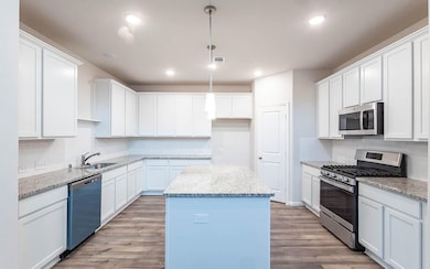 19014 Blossoming Buttercup Dr, Tomball, TX 77377 - photo 3