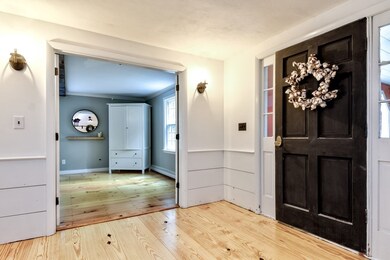 185 Ruggles St, Westborough, MA 01581 - photo 4