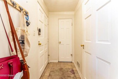 169 Brevator St, Albany, NY 12206 - photo 3