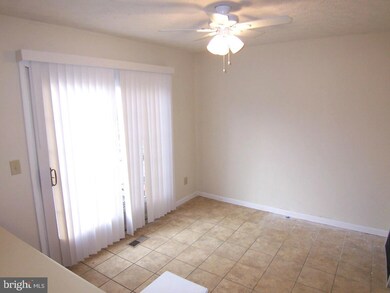 852 W Spring Meadow Ct, Edgewood, MD 21040 - photo 6