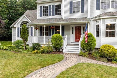 9 Sarah Way, Newton, NH 03858 - photo 2