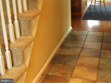 210 Abbey Dr, Royersford, PA 19468 - photo 5