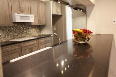 14345 Still Meadow Dr, Houston, TX 77079 - photo 3