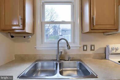 641 Fairview Ave, Columbia, PA 17512 - photo 5