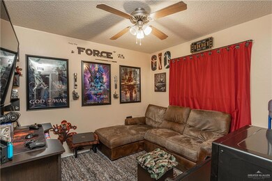 1304 Kokopelli Dr, Edinburg, TX 78541 - photo 5