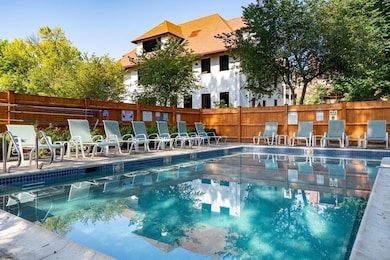 41 Centre St unit 102, Brookline, MA 02446 - photo 6