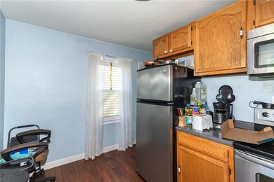 318 N 18th Ave, Beech Grove, IN 46107 - photo 6