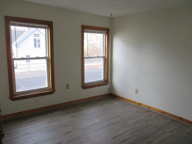 130 Roxbury St unit 3, Keene, NH 03431 - photo 4