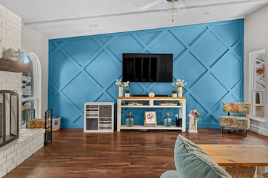 4612 Woodfield Dr, Arlington, TX 76016 - photo 2