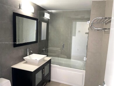 7700 Tatum Waterway Dr unit 301, Miami Beach, FL 33141 - photo 6