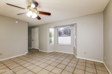 1401 E Kerry Ln, Phoenix, AZ 85024 - photo 7