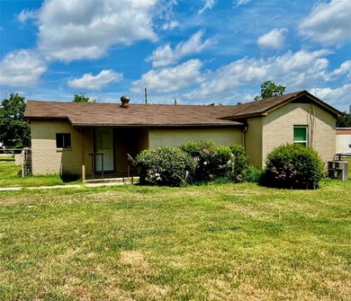 3022 Goodson Loop, Pinehurst, TX 77362 - photo 3