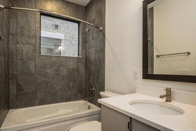 1069_Harrison_Park_Place-4