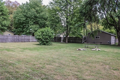 502 S Parke St, Tuscola, IL 61953 - photo 5