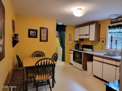 121 Sylvan Dr, Milford, PA 18337 - photo 6