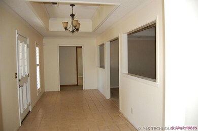 2604 Kensington Way, Bartlesville, OK 74006 - photo 2