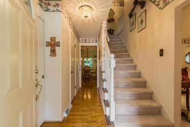 415 Finstock Ct, Columbus, OH 43230 - photo 2