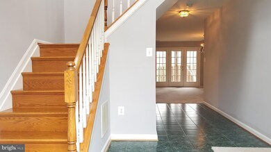 13279 Coppermill Dr, Herndon, VA 20171 - photo 3