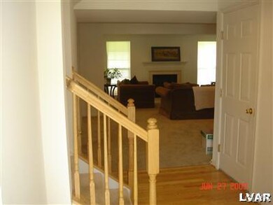 4545 Jasmine Dr, Center Valley, PA 18034 - photo 3