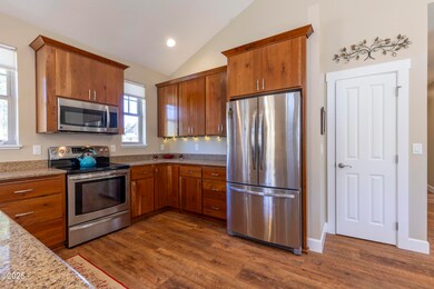 4315 SE Flemming-18