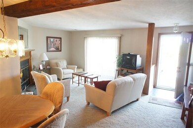 144 Quincy Shore Dr unit 128, Quincy, MA 02171 - photo 2