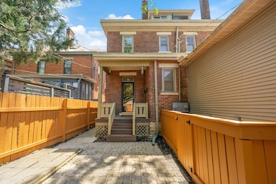 258 E Deshler Ave unit 258, Columbus, OH 43206 - photo 5