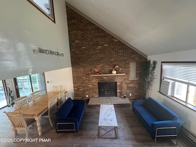 6372 Baltic Ave, Tobyhanna, PA 18466 - photo 7