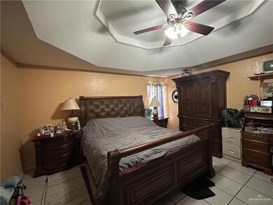 7707 Cruz Rocha Sr Dr, Weslaco, TX 78599 - photo 6