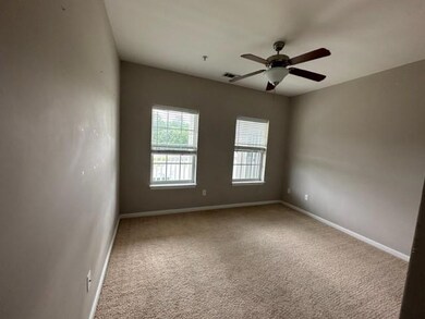 400 Telfair Dr unit 304, Hinesville, GA 31313 - photo 7