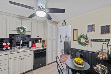 701 Pinewood Dr, Smithfield, RI 02917 - photo 2