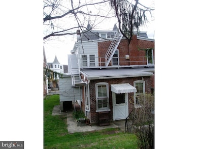 139 W Philadelphia Ave, Boyertown, PA 19512 - photo 3