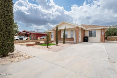 336 Barrel Cactus Dr, Horizon City, TX 79928 - photo 4