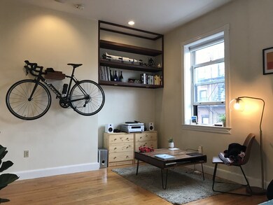 341 Beacon St unit 5C, Boston, MA 02116 - photo 2