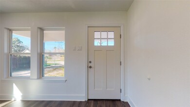 612 Apache St, Houston, TX 77022 - photo 6