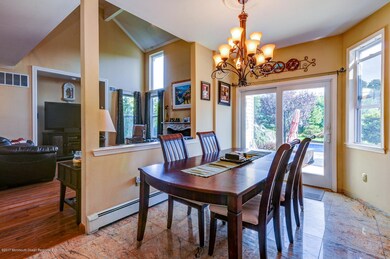 850 Oakley Dr Freehold NJ-large-006-19-D