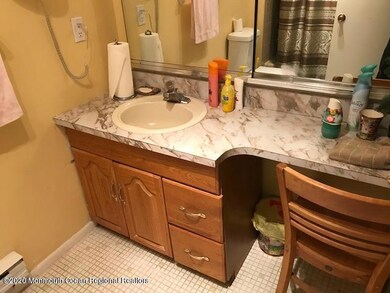 67E Dressing Room