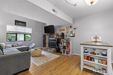 3222 Joselin Lane