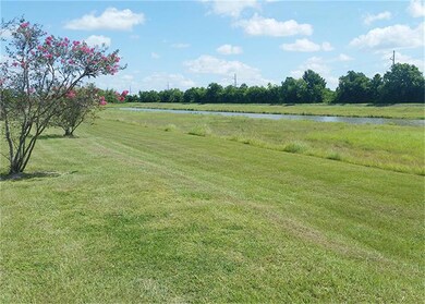 1518 Barras St, Alvin, TX 77511 - photo 6