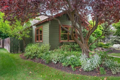 1815 NW 2nd St, Bend, OR 97701 - photo 2