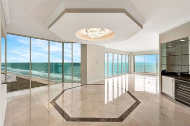 Dining & Ocean View