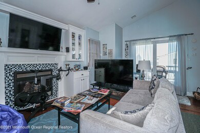 Living-Room- (6)