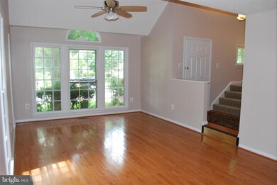 15064 Holleyside Dr, Dumfries, VA 22025 - photo 6