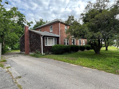 502 Providence St, West Warwick, RI 02893 - photo 4