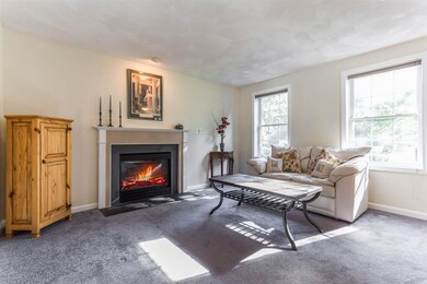 105 Nathaniel Dr, Portsmouth, NH 03801 - photo 5