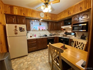 1210 17th St, Niagara Falls, NY 14301 - photo 7