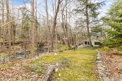 144 Sawkill Ave, Milford, PA 18337 - photo 6