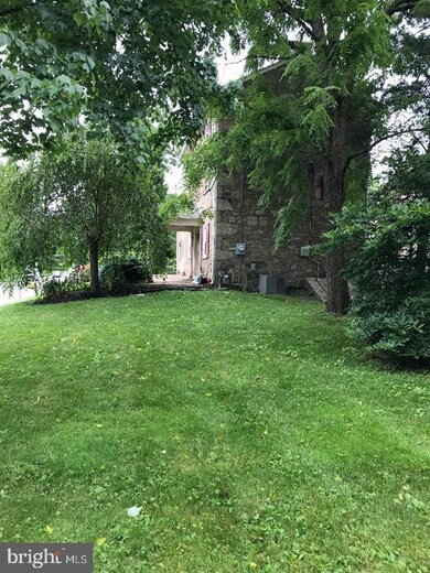 225 S Trooper Rd unit FARMHOUSE ONLY, Norristown, PA 19403 - photo 2